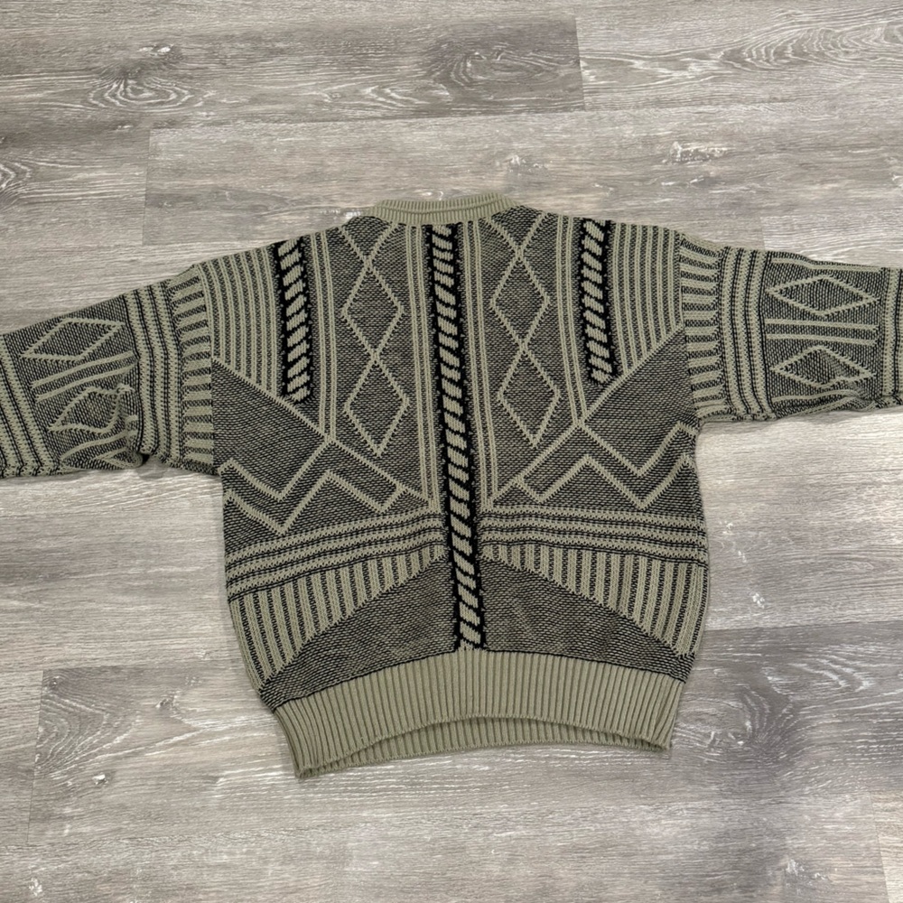 Vintage 80s London Fog Geometric Knit Crewneck Sweater, Size XL. - Picture 11 of 16